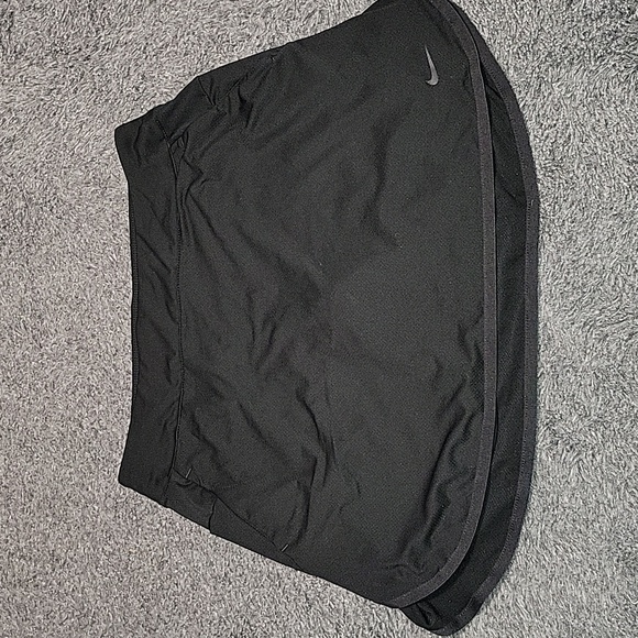 NIKE Tennis Skirt - Picture 1 of 4